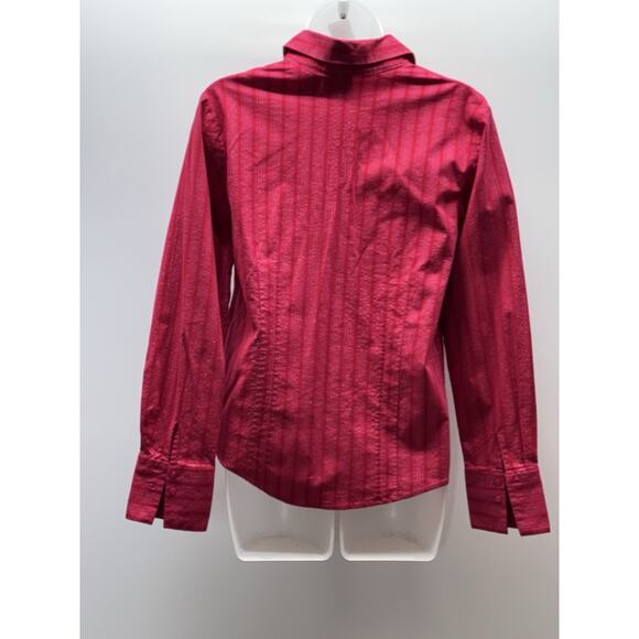 St Johns Bay Shirt Womens Adult Size M Color Red Long Sleeve Button Up Casual - Picture 2 of 9